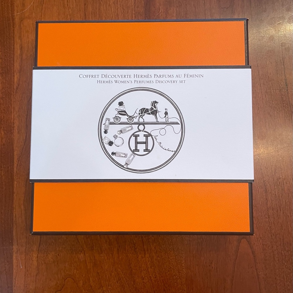 NIB Hermès Women’s Perfumes Discovery Set - Four Miniature Bottles